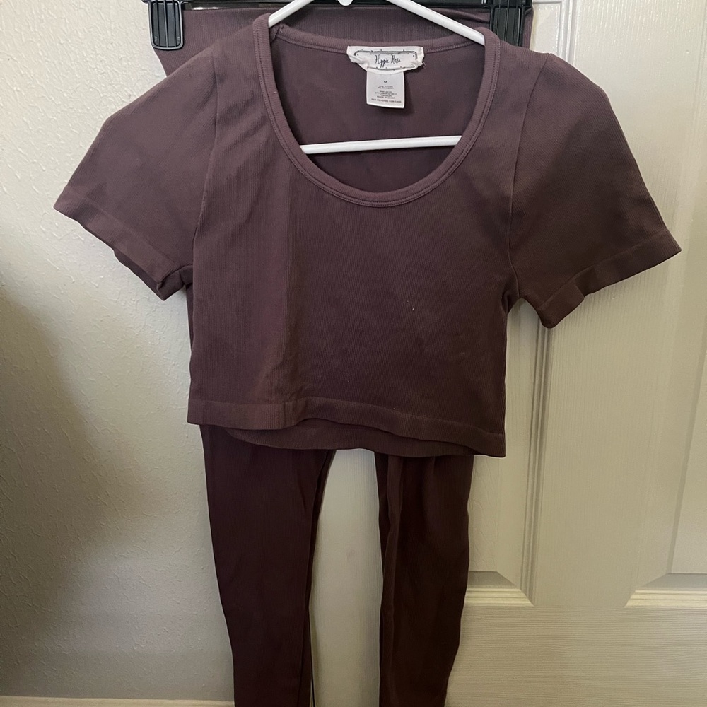 Hippie Rose Athletic Set - Purple